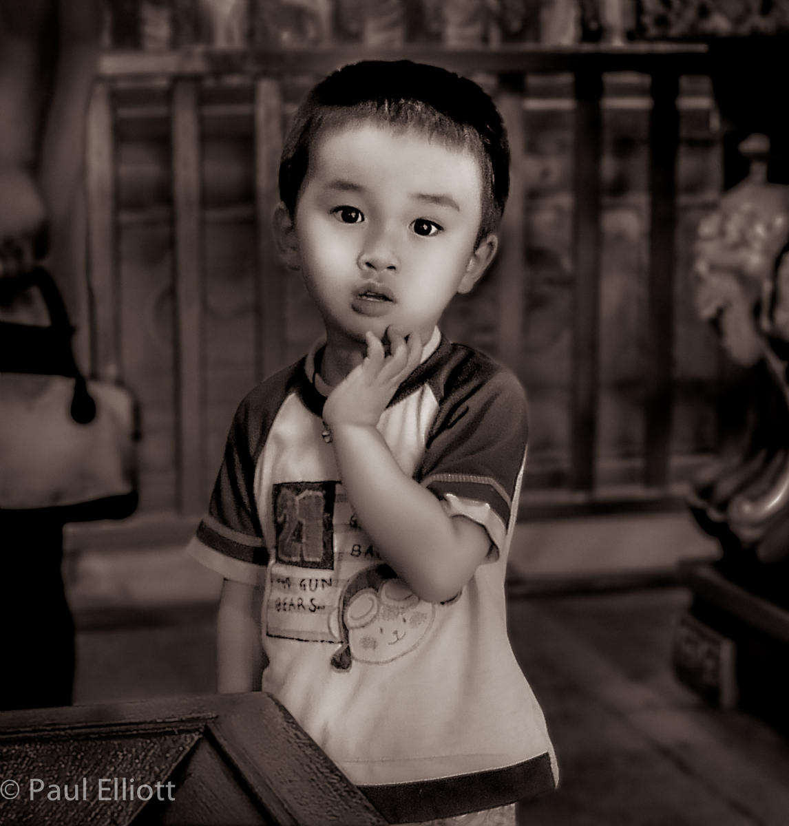 Shanghai Temple Boy