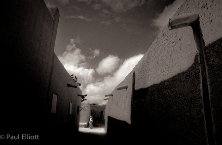 Mali Alleyway