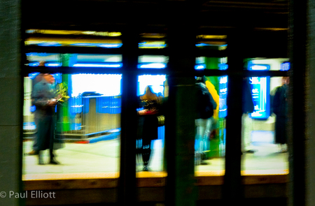 NY: Subway waiting #1